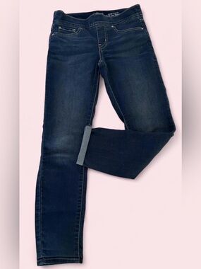 Levi’s Gold Totally Slimming Pull-On Jeans